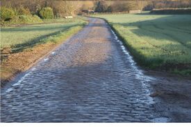 Chemin pavé - Chemin brantiau